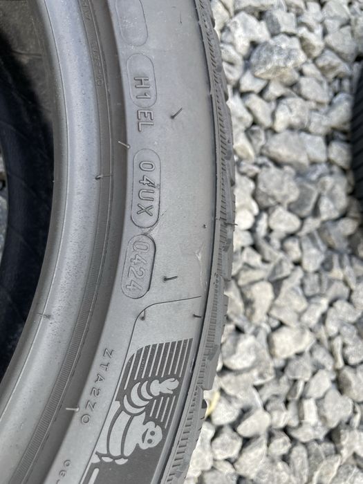 Комплект зимових шин Michelin 235/45 R18 235*45 18 Pilot Alpin 5 001824