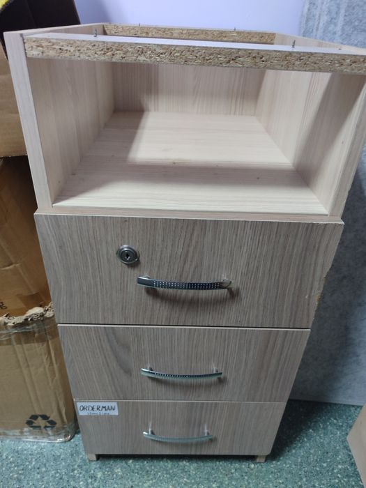 Тумба офісна  під столешню 76х62х40 см