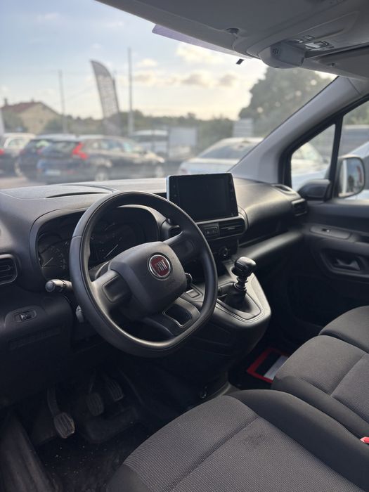 Fiat Doblo 2023 - Caixa de Frio com sistema a funcionar!