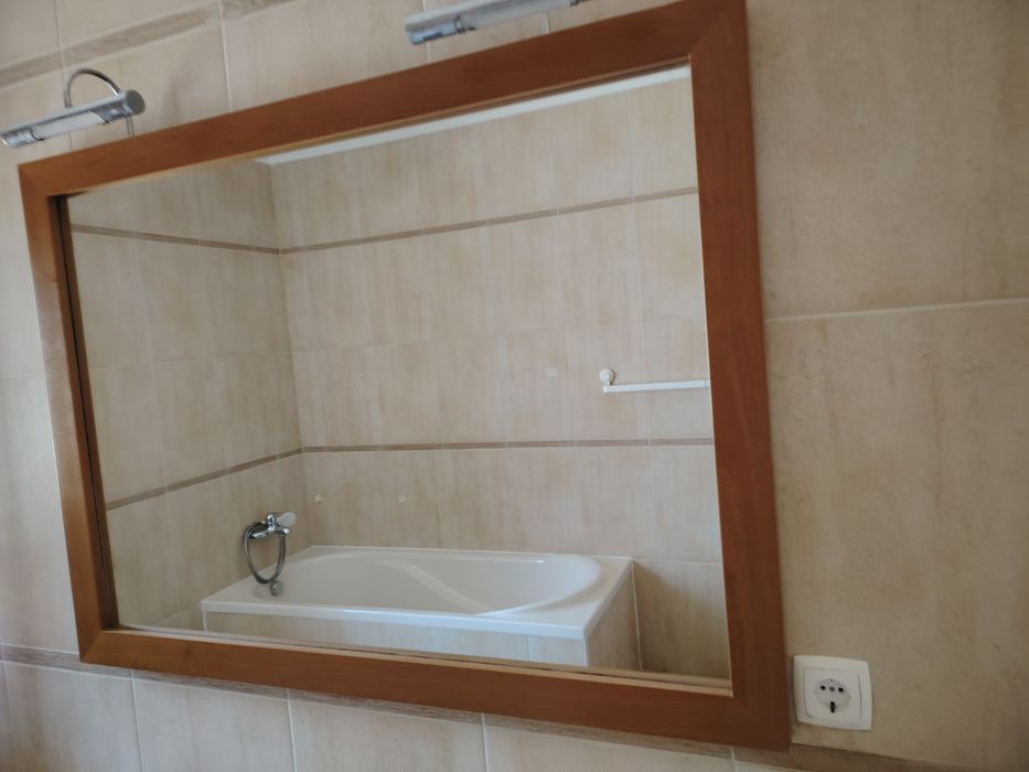 Vendo casa de banho