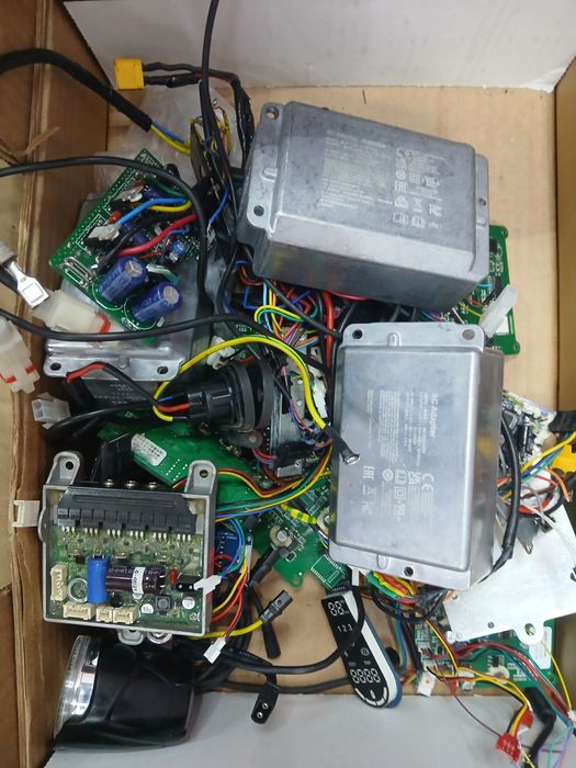 ЗАПЧАСТИНИ для електросамокатів