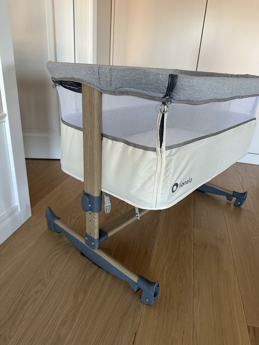 Łóżeczko dostawne Lionelo Leonie + materac Fiki Miki + akcesoria