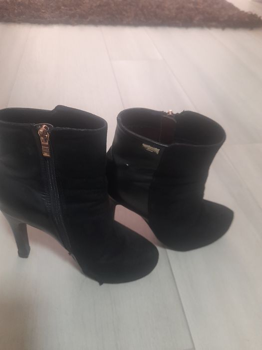 Botas em bom estado