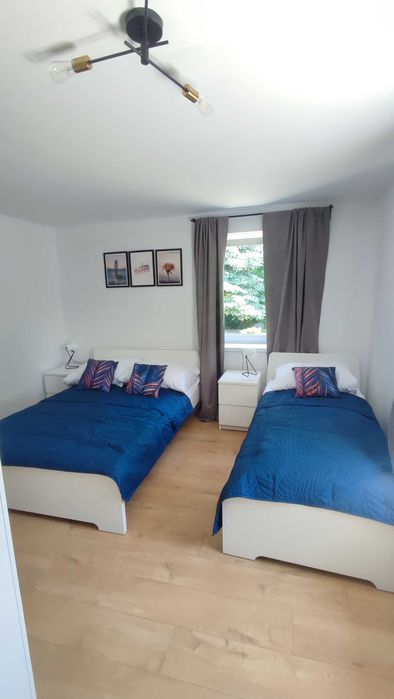 Dom dla max 20 osób. Balia z jacuzzi, sauna, bilard, tenis stołowy