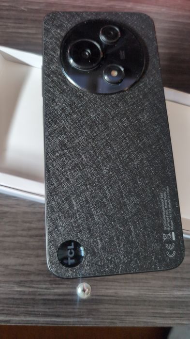 Troco tudo  por outro telemóvel do meu agrado ler descrição