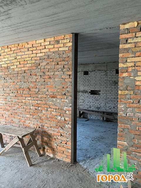 Простора квартира в новому будинку
