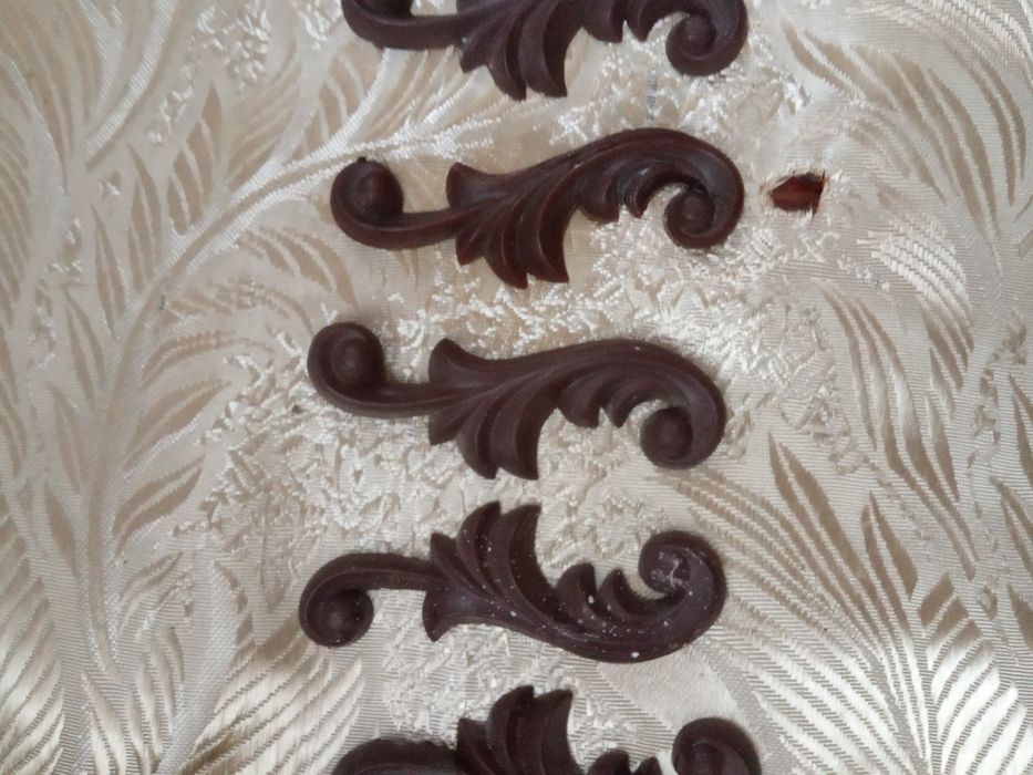 Фурнитура мебельная.