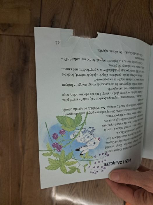 Zestaw książek. Ciekawe historie. Wiele opowiadań. Uszkodzone 3 kartki