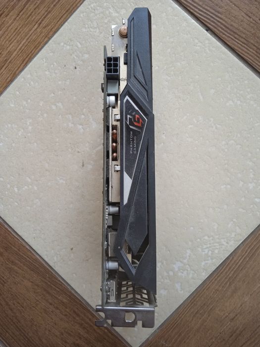 Видеокарта AsRock Radeon RX 580 Phantom Gaming