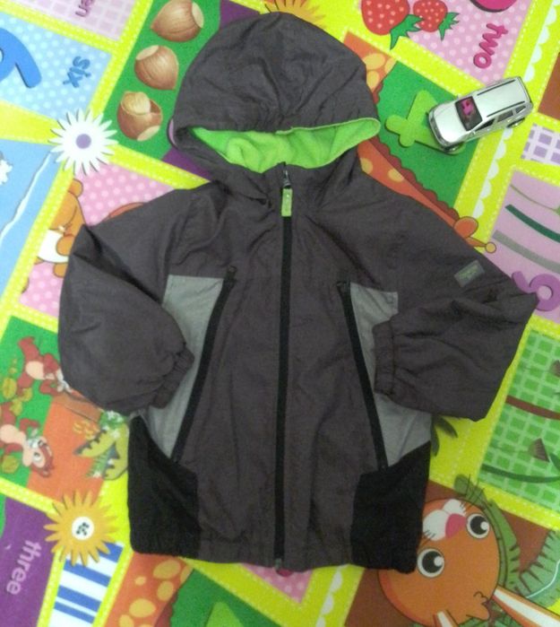 Демисезонная ветровка на флисе OSHKOSH/ОшКош/ Оригинал/размер 5/110 см