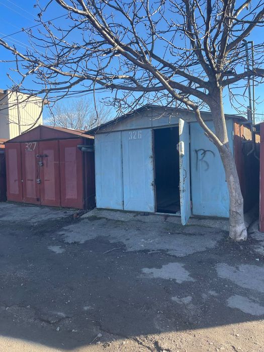 ПРОДАМ СРОЧНО здам гараж з ямою