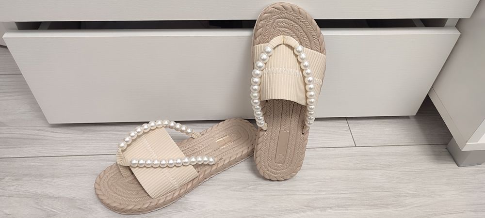 Nowe extra klapki hit modowe rozmiar 37