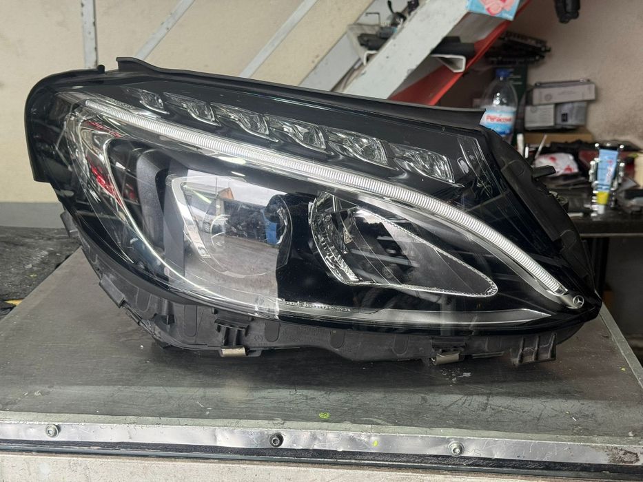 Mercedes classe C w205 farol direito led high performance 2017