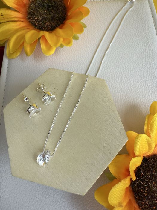 Conjunto gota pedra zirconia folheado a prata