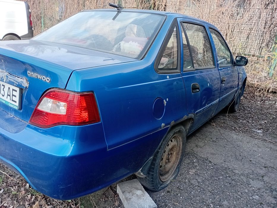 Продам део нексию
