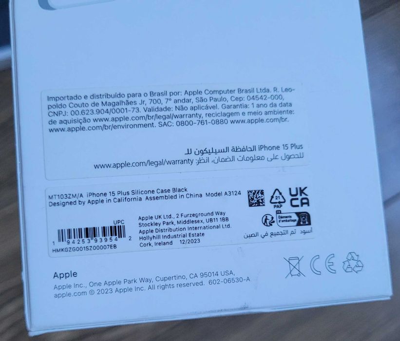 Etui Apple Silicone Case do iPhone 15 Plus z MagSafe czarne NOWE