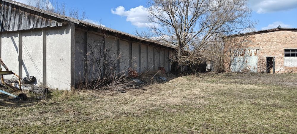 Продам окремі приміщення