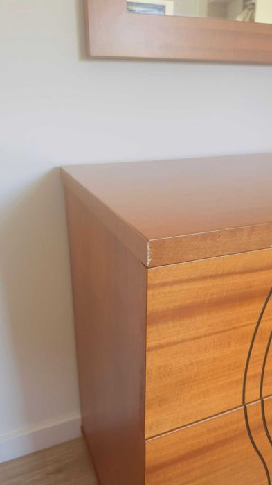 Conjunto quarto de casal em madeira