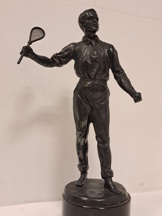 Estatueta de tenista antiga