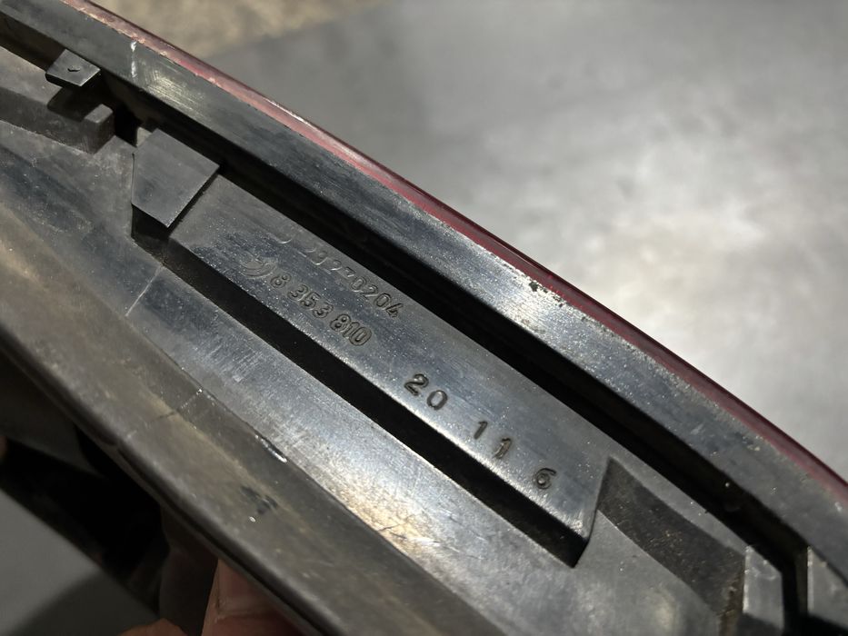 Lampa prawy tył BMW E36 compact