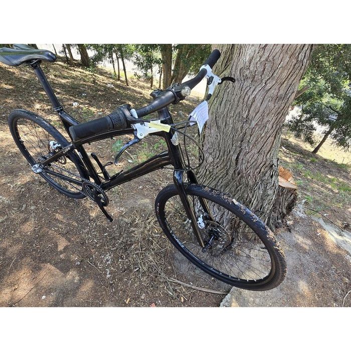 Specialized globe em bom estado