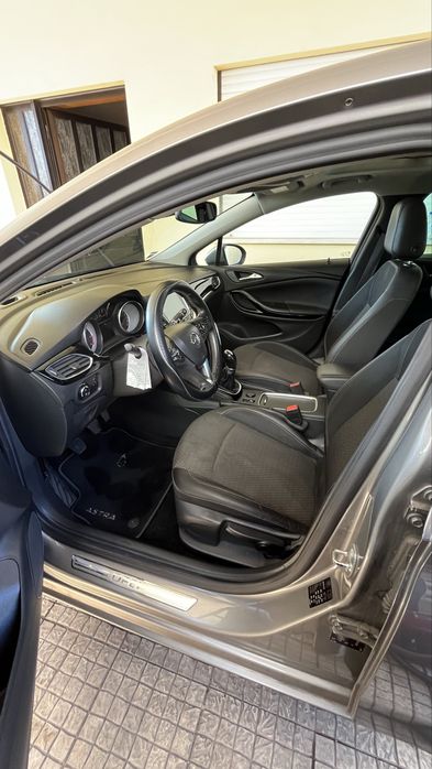 Opel Astra 1.6CDTI Dynamic 110CV