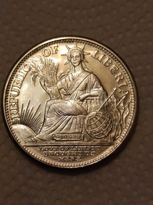 5 Dolarów Liberia z psem 1997rok.