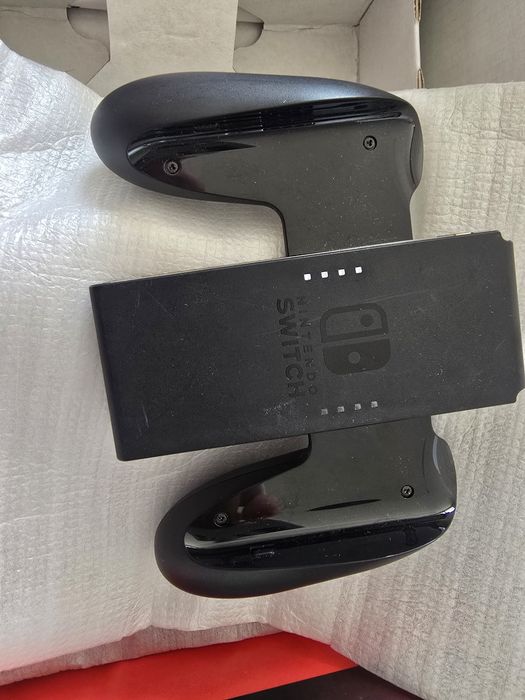 Consola Nitendo switch+Joy-Cons novos