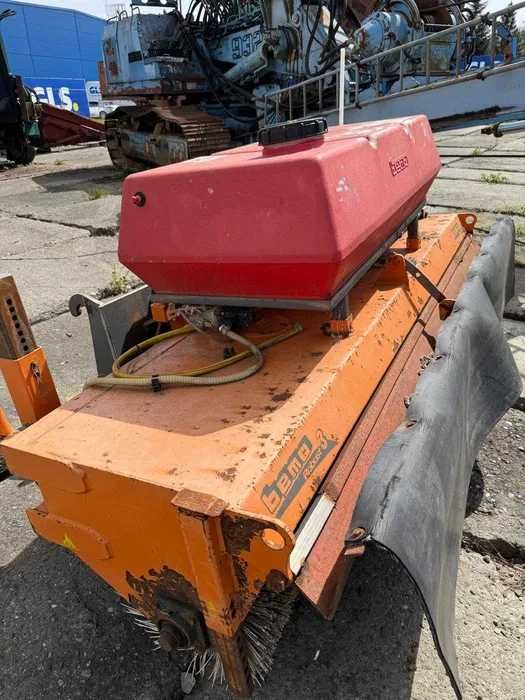 Zamiatarka szczotka drogowa uliczna BEMA-3 ROBUST ładowarki-2,50m szer