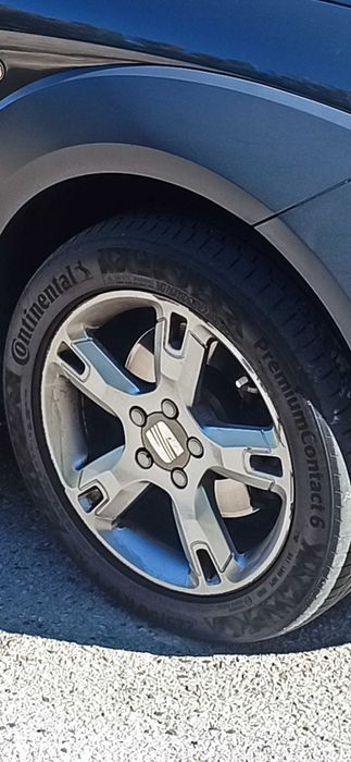 4 Jantes 17 ORIGINAIS SEAT com pneus praticamente novos. Furacão 5x112
