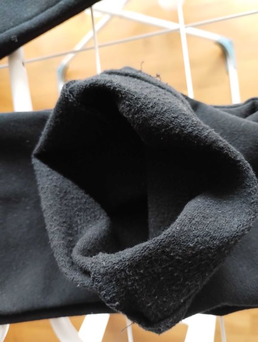 Spodnie czarne/ dzwony/ocieplane/122