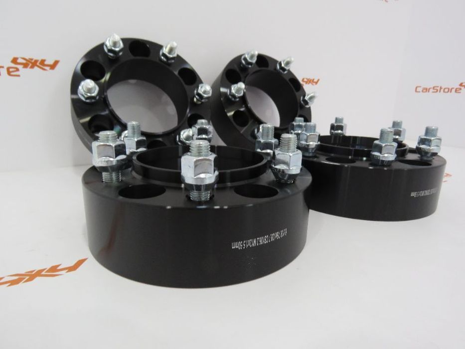 Espaçadores 4x4 50mm Toyota  6x139.7 M12x1.5 Pretos CB 106.2