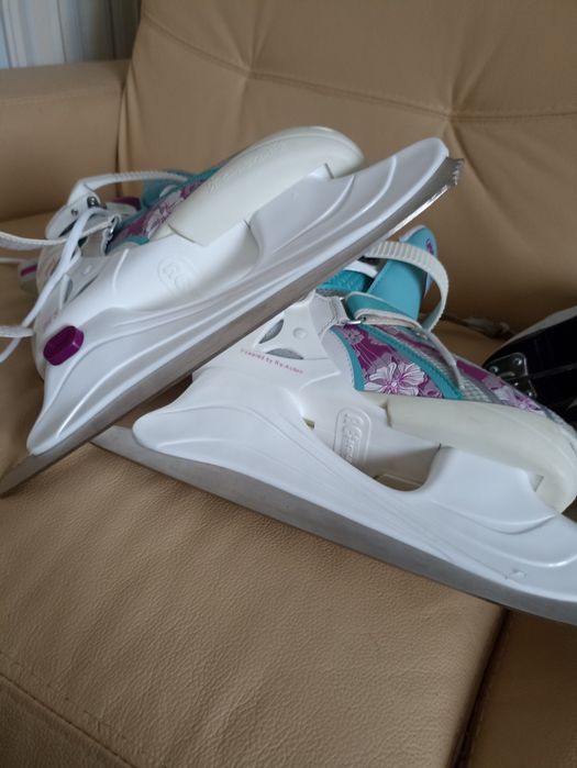 Дитячі ковзани Nordway  розмірах 34.35.36.37.38.