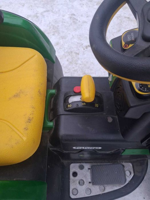Продам трактор John Deere