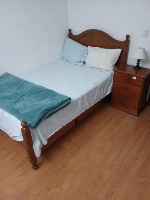 Quarto para arrendar