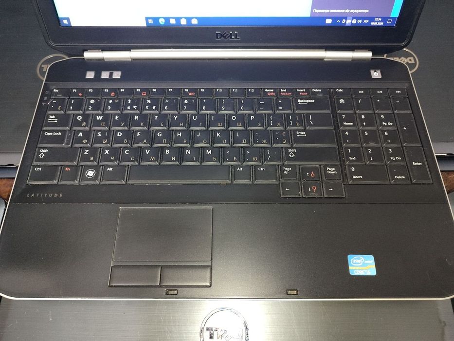 Ноутбуки Dell Latitude E5520