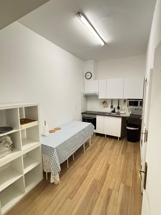 Quarto compartilhado para arrendar