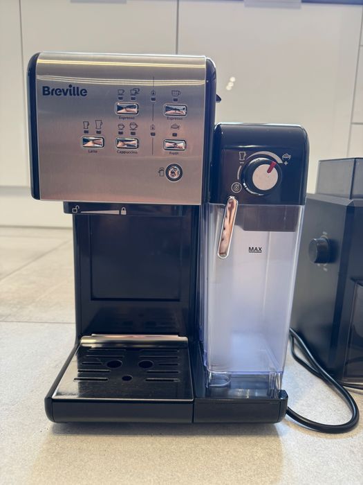 Ekspres BREVILLE Prima Latte II + młynek gratis