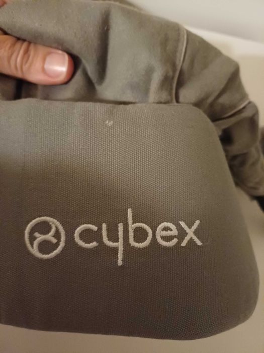 Cybex Maira click