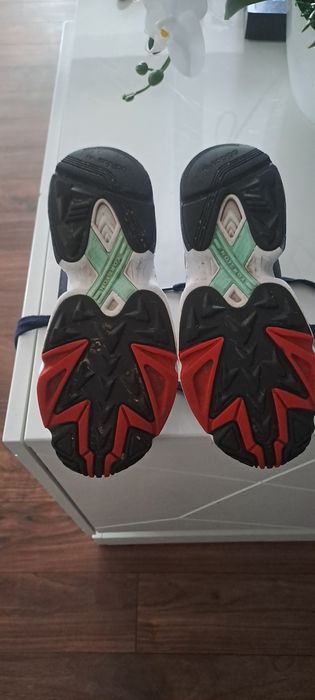 Buty Adidas Falcon 39.5
