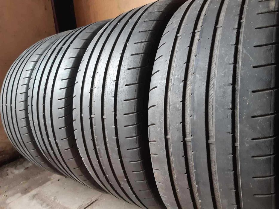 Летние шины резина б/у 225/40 R18 Good Year Eagle F1*