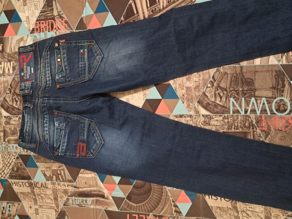 Підліткові джинси