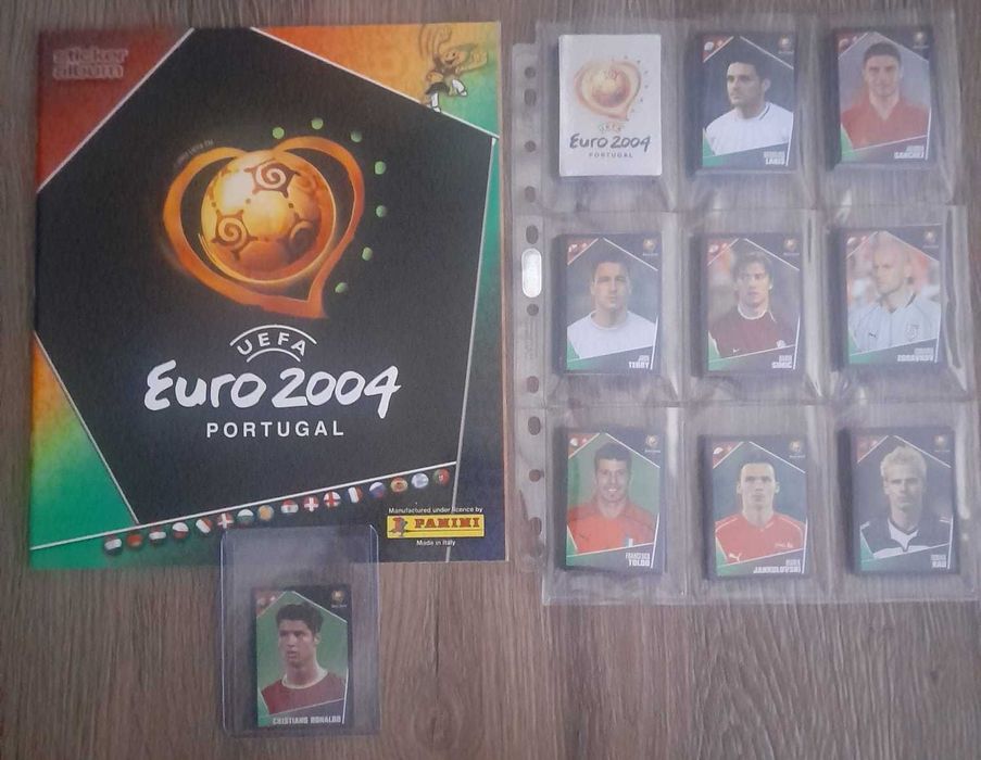 Coleção de cromos por colar Euro 2004
