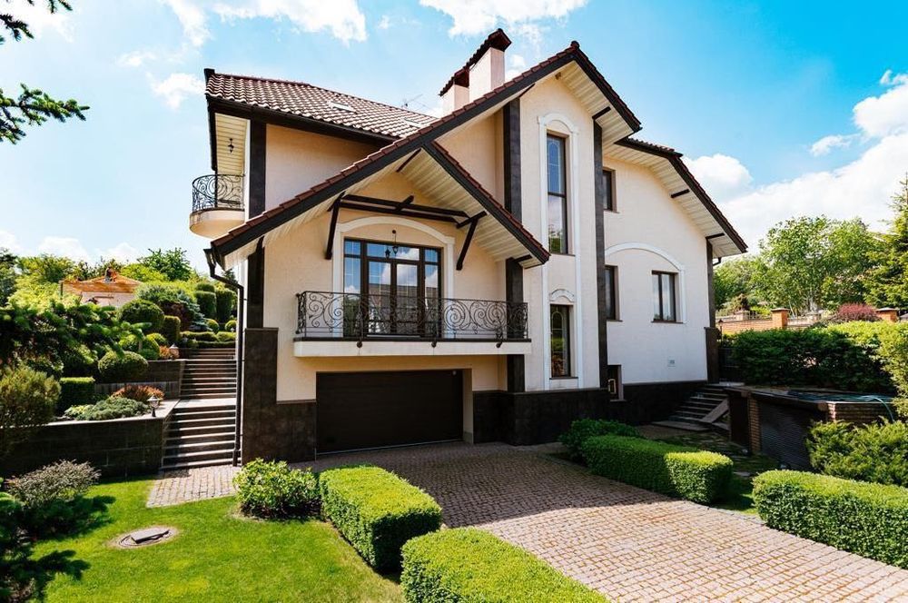 Одеська траса.с.Іванковичі.Будинок з меблями. 20сот ландшафтний дизайн