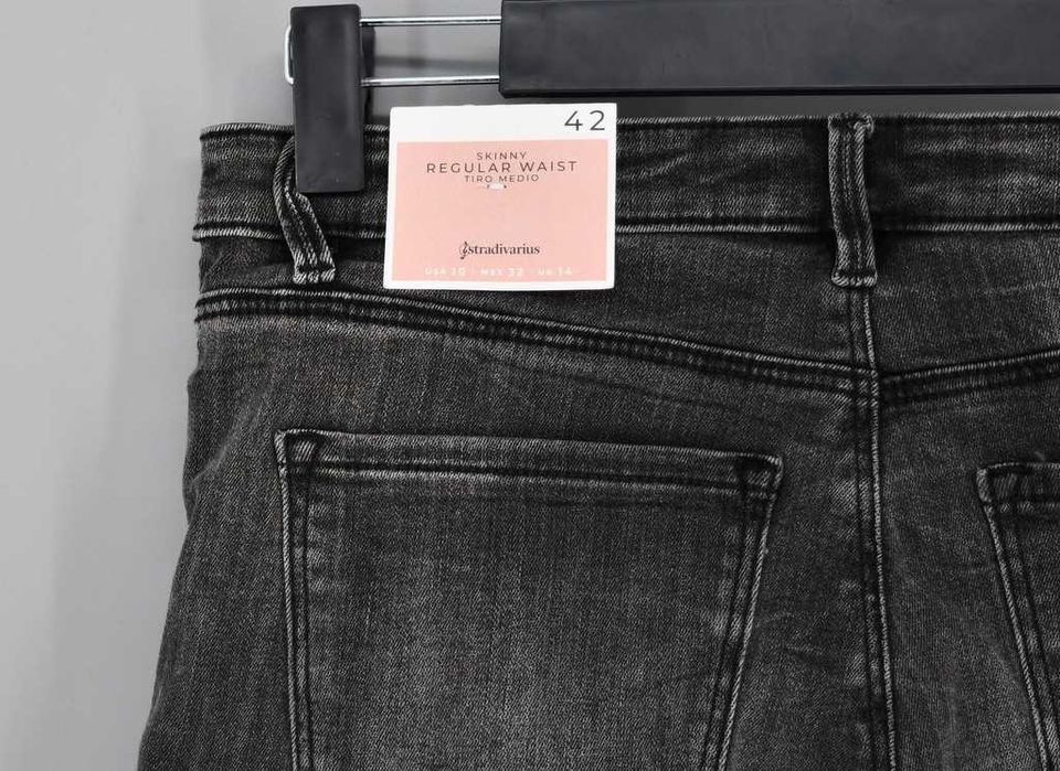 Szare jeansowe spodenki Stradivarius 42 regular waist nowe