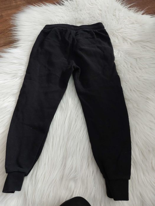 spodnie dresowe hm h&m 116 110 czarne dresy ze sznurkiem