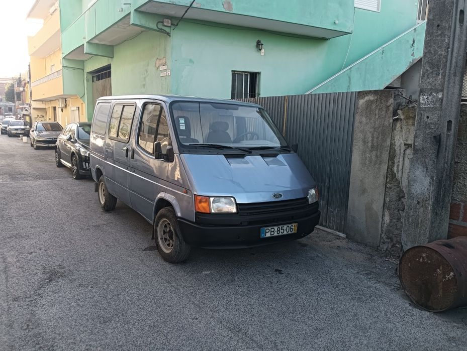 Ford Transit 7 lugares