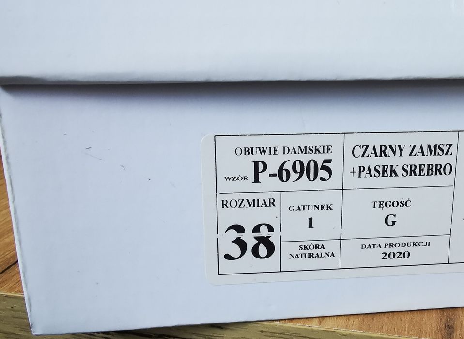 Szpilki czary zamsz 38 NOWE
