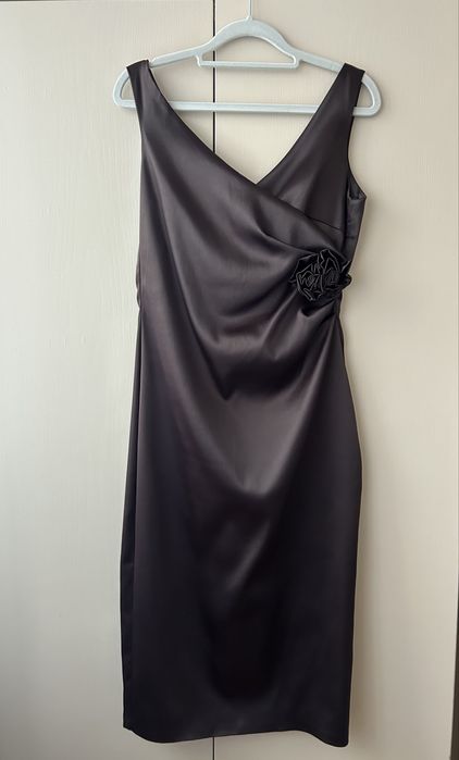 Sukienka - rozm. 38, satyna w czekoladowym brązie