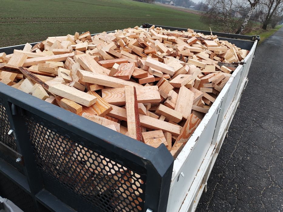 Drewno opałowe suche